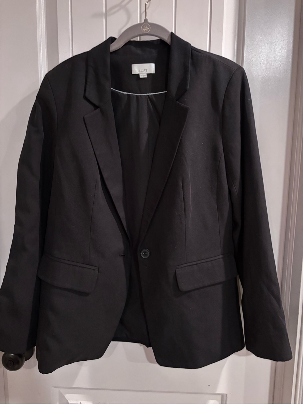 LOFT Black Single-Button Notch-Lapel Blazer